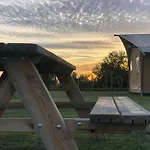 Glamping *