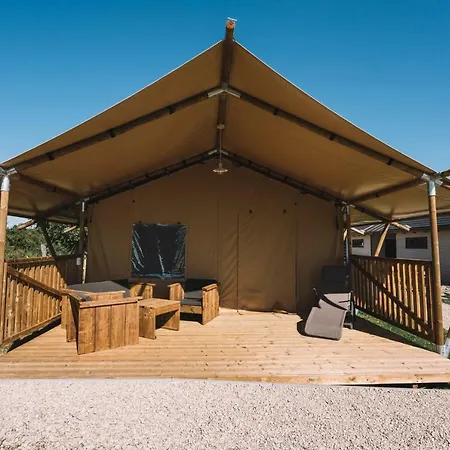 Glamping
