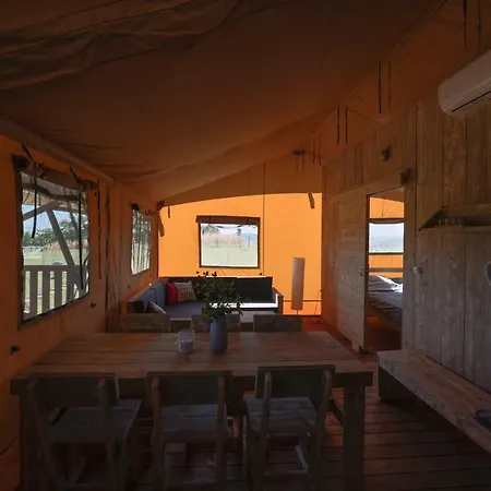 Glamping Luxe tent