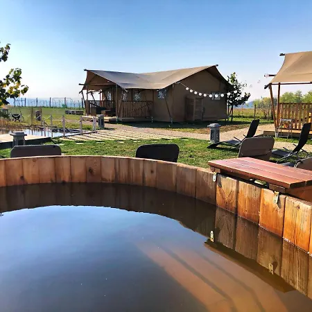 Luxe tent Glamping *