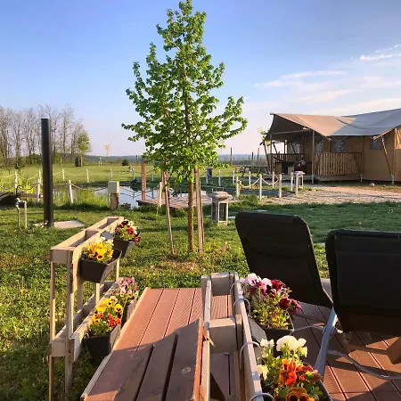 Luxe tent Glamping